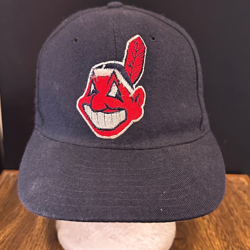Vintage New Era 5950 Cleveland Indians Chief Wahoo Hat Navy Wool 7 1/8 USA Made